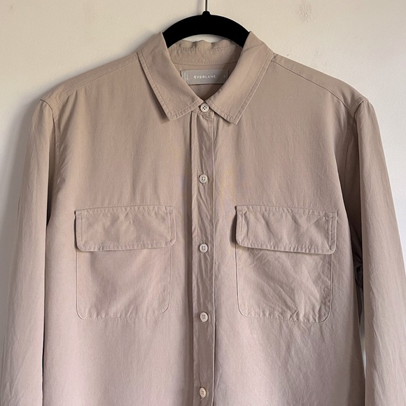 Everlane The Utility Shirt in Washable Silk ‘Burnt Sugar’  Brown Size 0 $150 - Picture 4 of 15